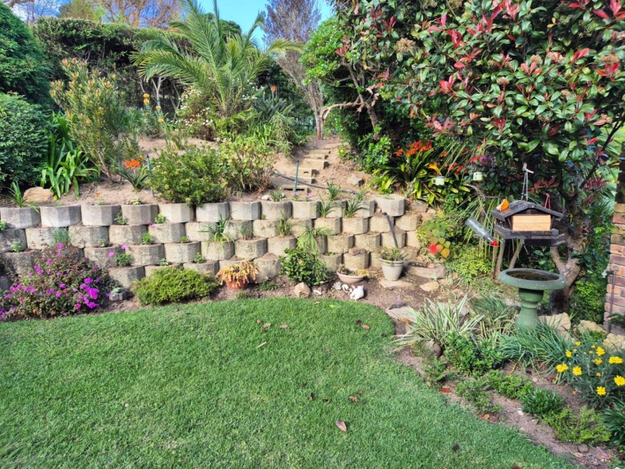 To Let 3 Bedroom Property for Rent in Old Place Western Cape